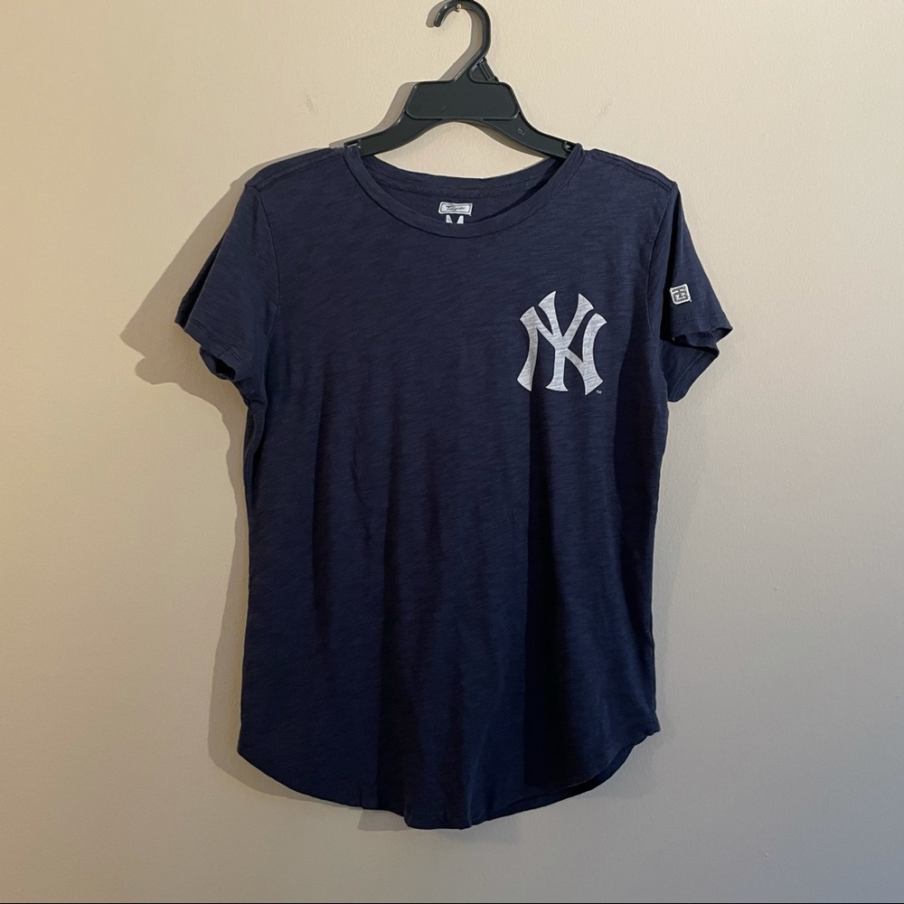 Yankees Tailgate T Shirt Women’s Medium